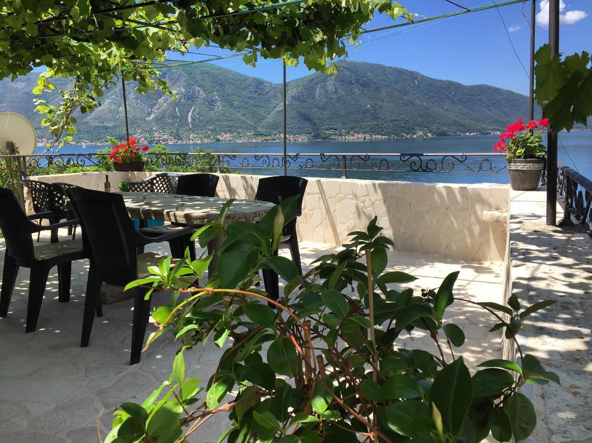 Apartment Terazza Di Ljuta Kotor Exteriör bild